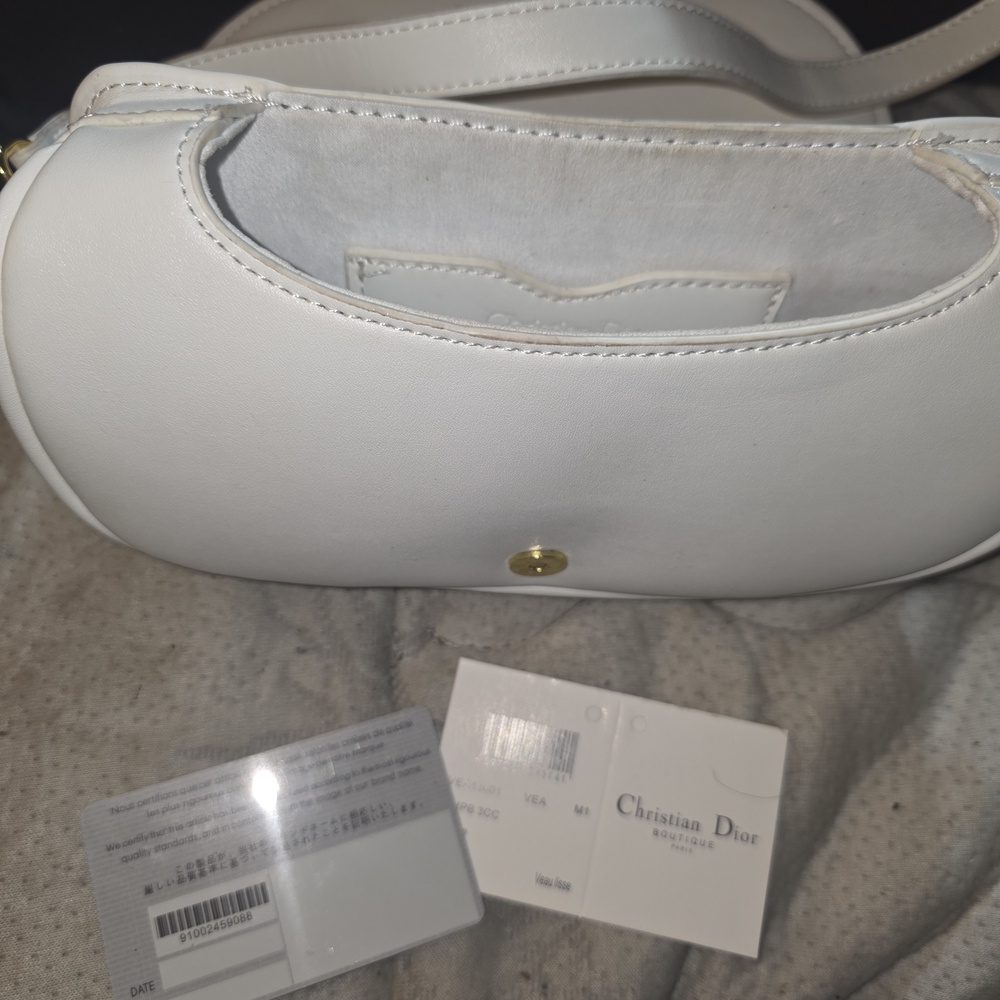 Dior Cream Saddle Crossbody Bag with Gold Hardware - Picture 4 of 7